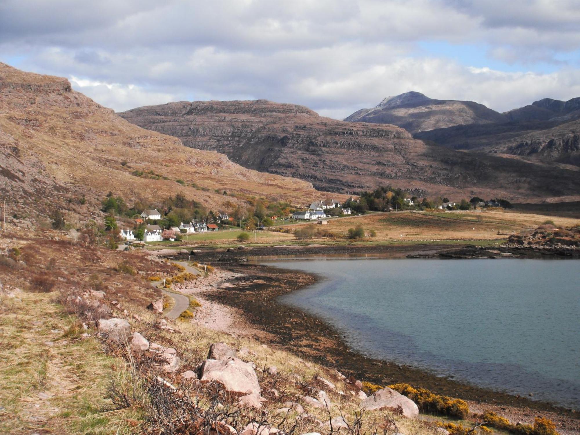 Torridon Youth Hostel Екстериор снимка